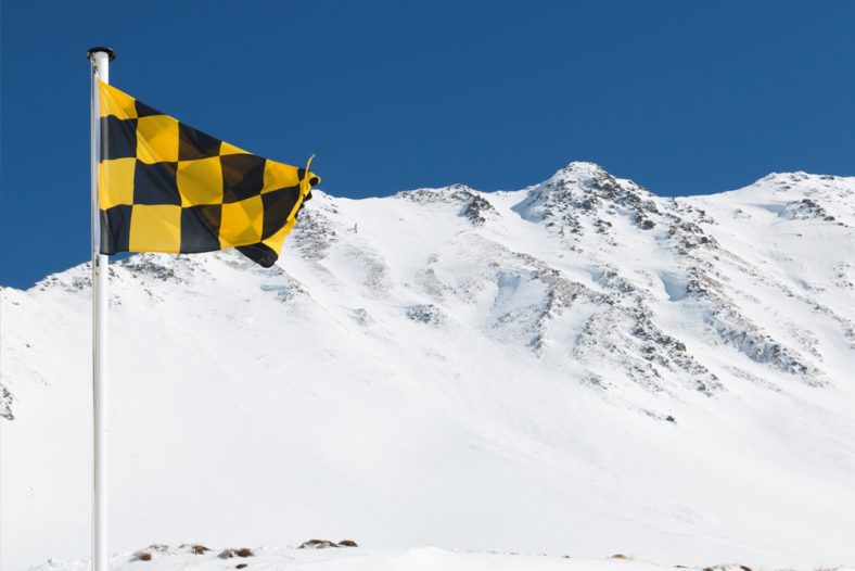 Avalanche risk signage pictograms to replace flags