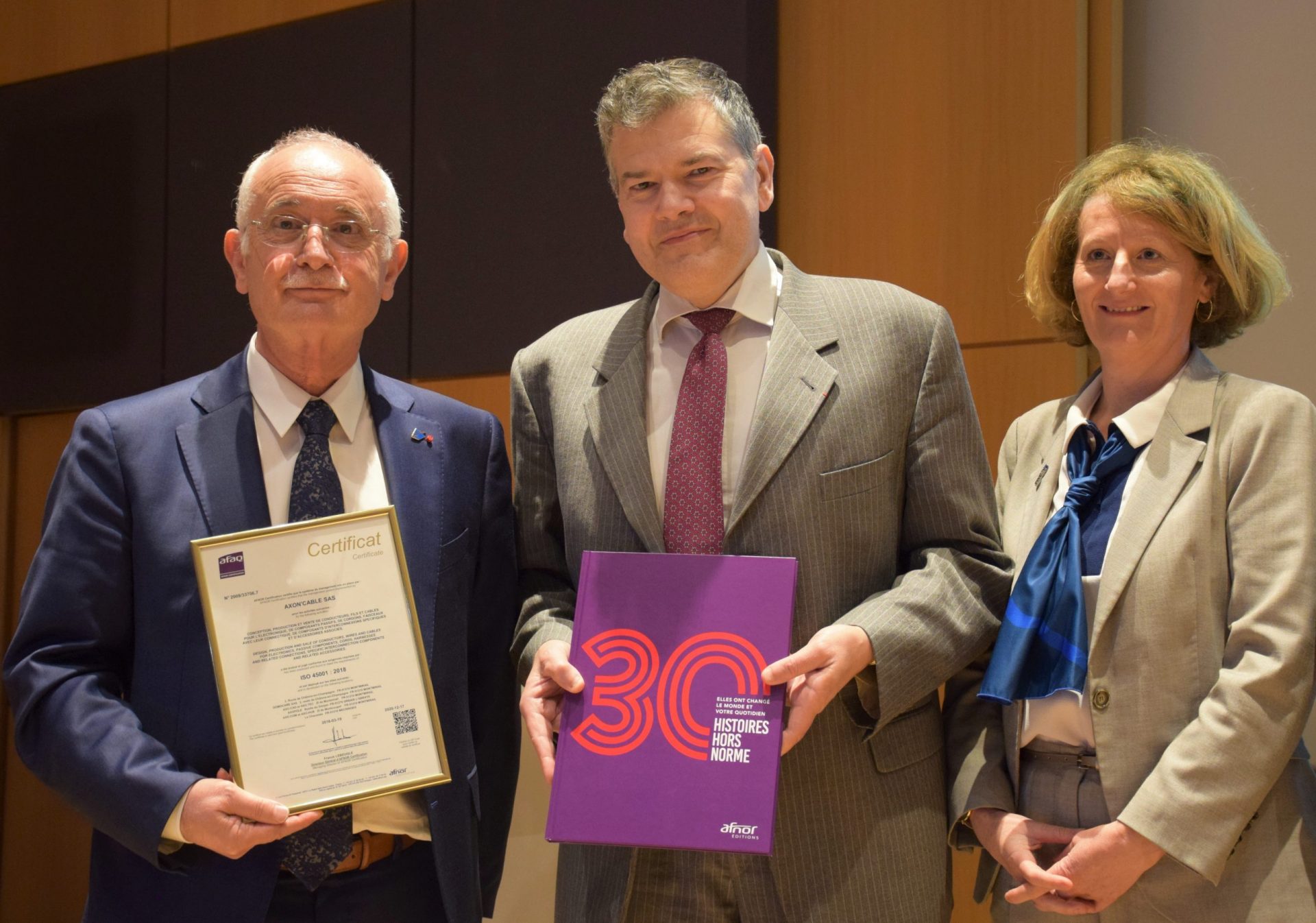 Remise du certificat AFAQ ISO 45001 à l'entreprise Axon'CAble